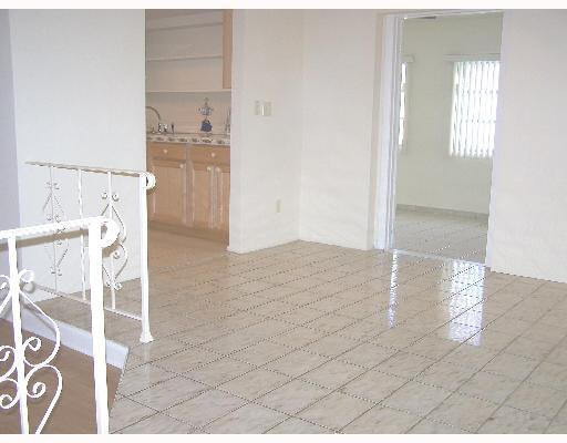 5190 Southwest 11th Street Margate, FL 33068 - Photo 10 of 15 Dining Room