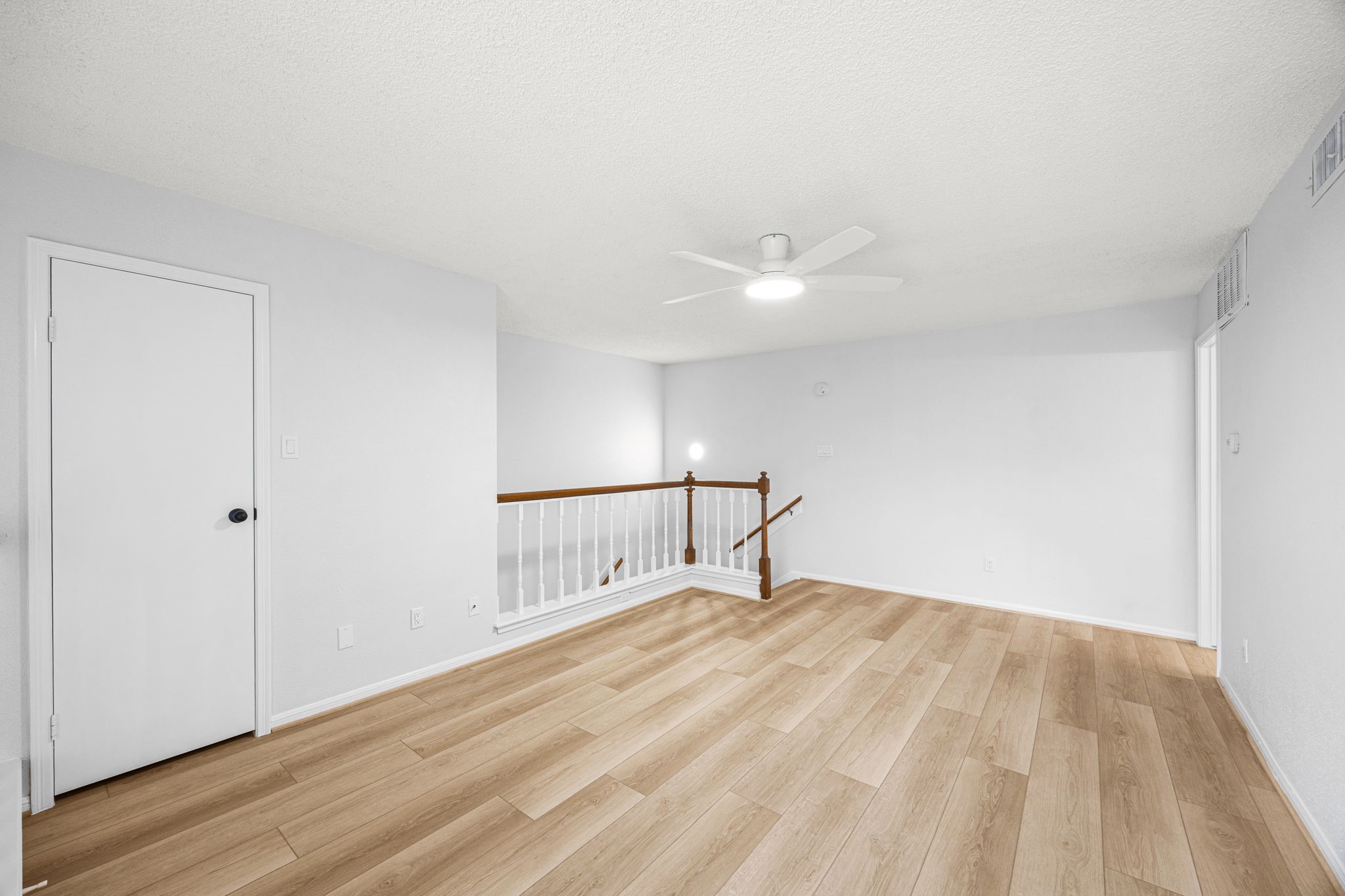 1515 Sandy Springs Road, Unit 2803 Houston, TX 77042 - Photo 16 of 19 Primary bedroom has 2 walk-in closets