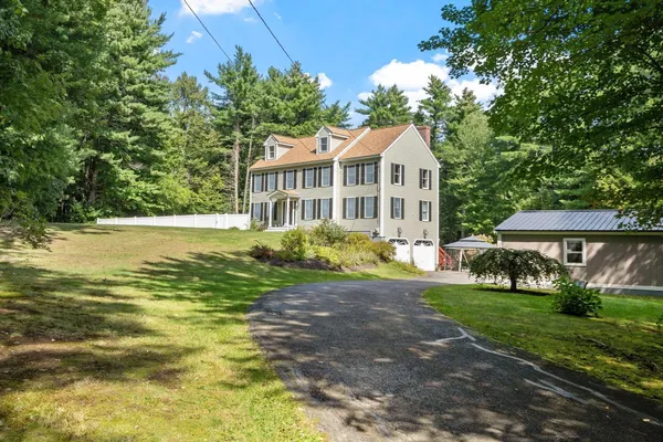 $699,900 | 1 Laurelwoods Drive, Townsend, MA 01474