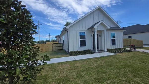 $1,850 | 3627 Park Boulevard, Chalmette, LA 70043