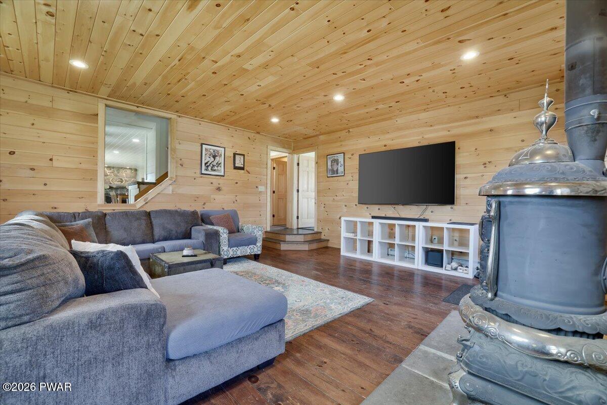604 Long Pond Road Prompton, PA 18456 - Photo 27 of 79