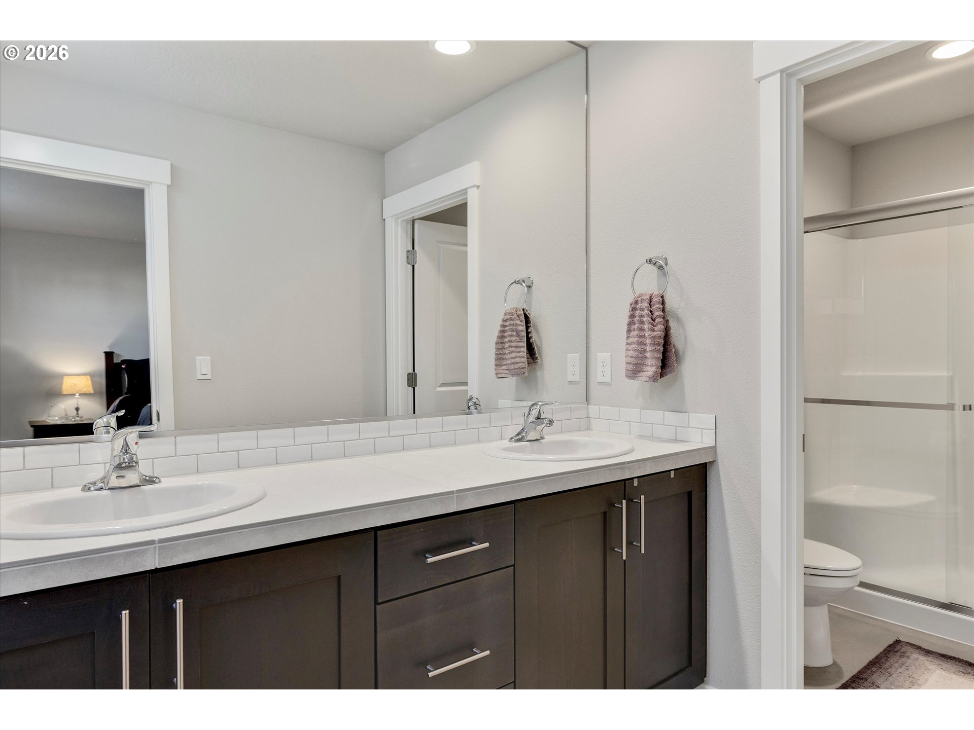 282 West 17th Street Lafayette, OR 97127 - Photo 20 of 34 Bathroom, Attached