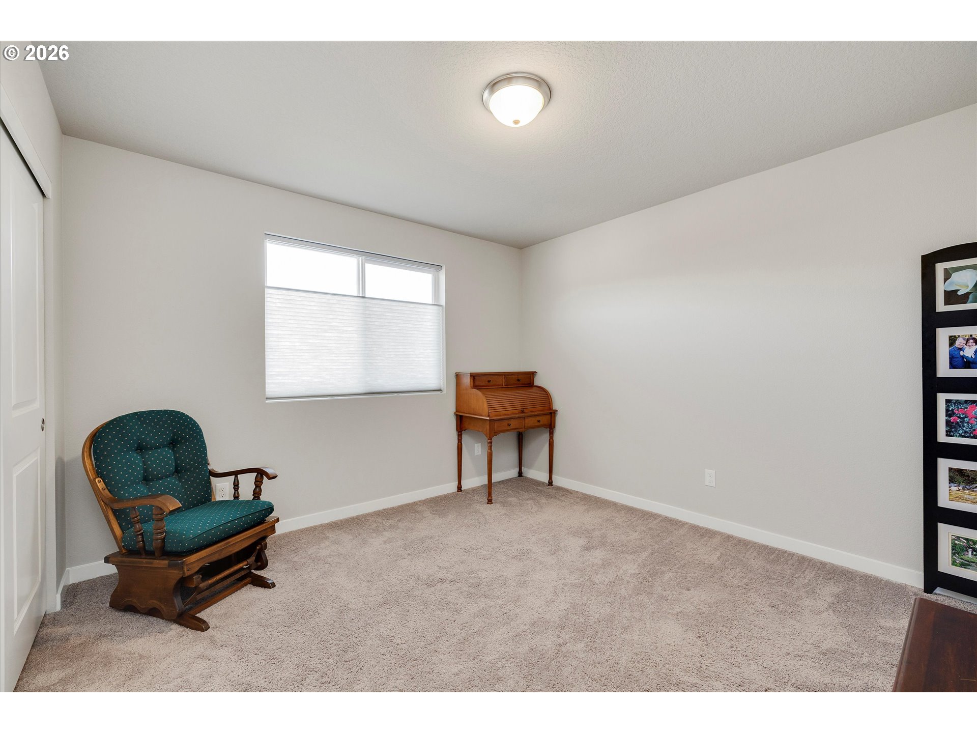 282 West 17th Street Lafayette, OR 97127 - Photo 21 of 34 Bedroom