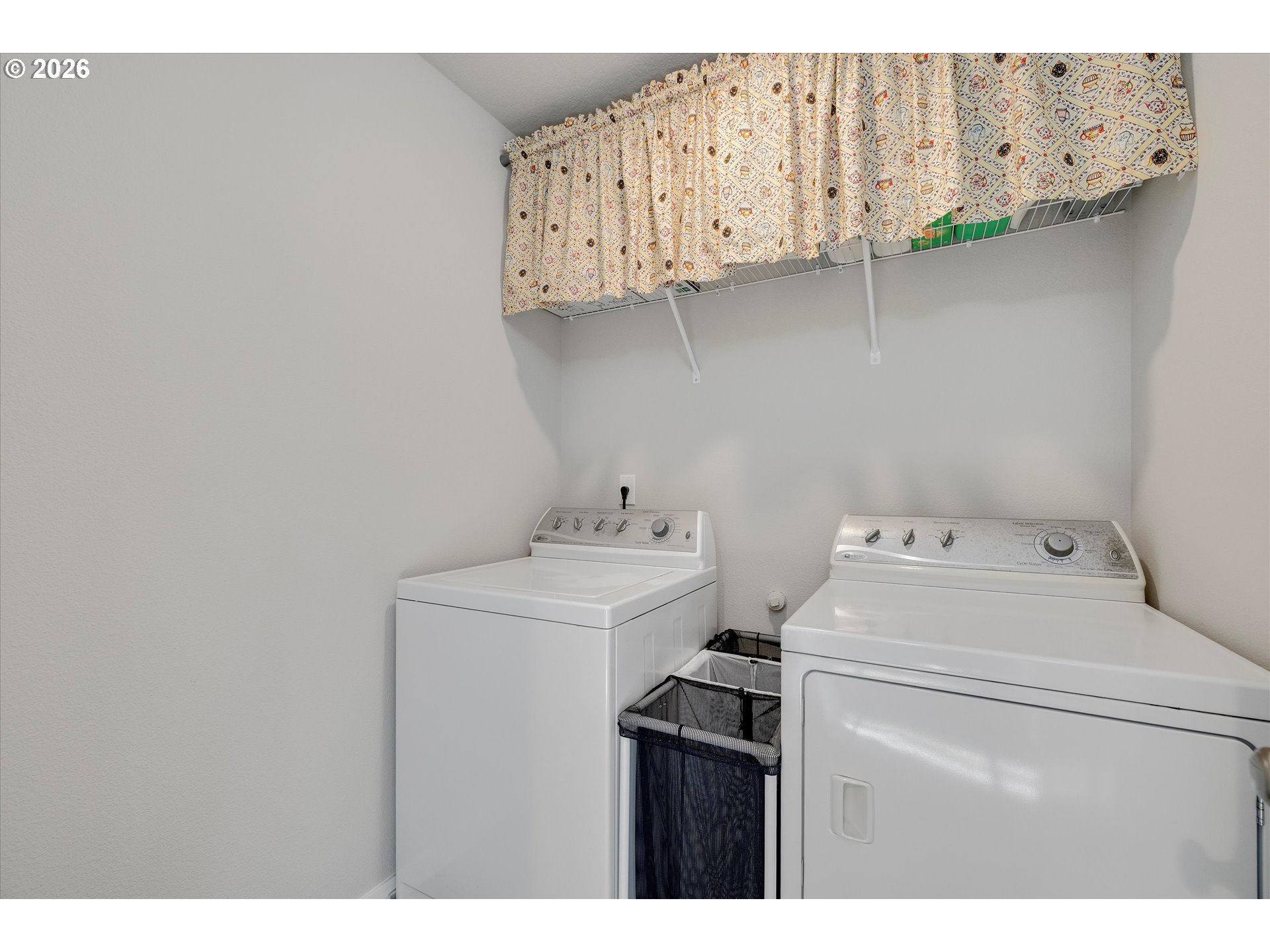282 West 17th Street Lafayette, OR 97127 - Photo 26 of 34 Laundry