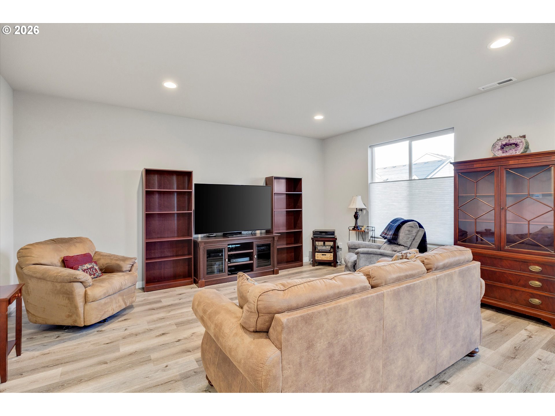 282 West 17th Street Lafayette, OR 97127 - Photo 6 of 34