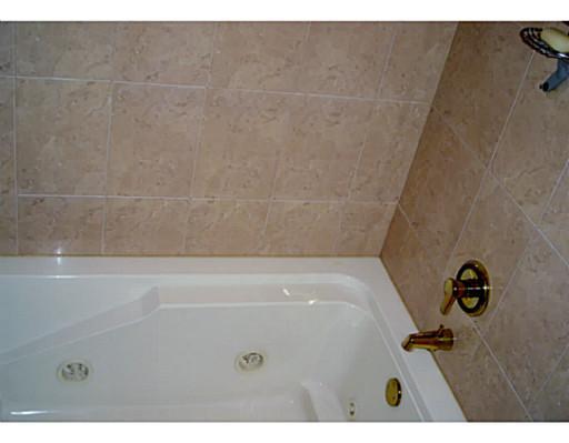 2277 Elmhill Road Churchill, PA 15221 - Photo 11 of 18 Full Bath. Jacuzzi Tub...