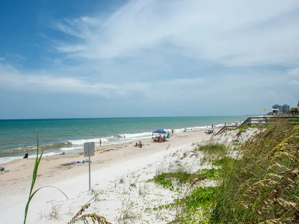 $4,000 | 3939 Ocean Drive, Unit 201A, Vero Beach, FL 32963