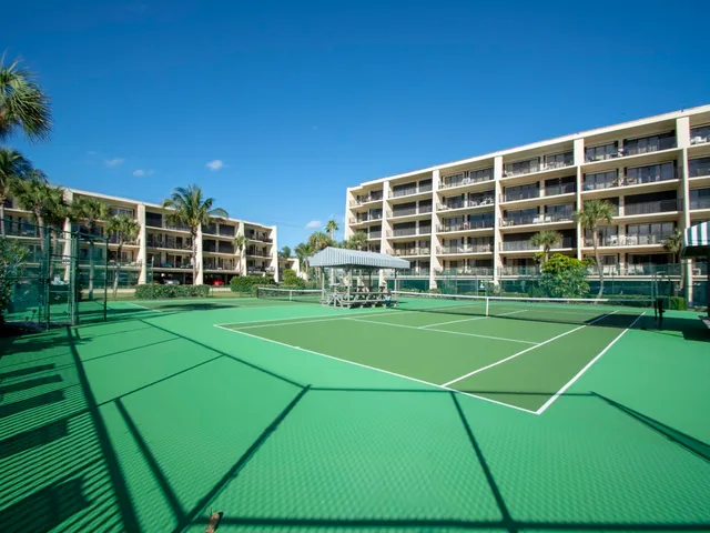 $4,000 | 3939 Ocean Drive, Unit 201A, Vero Beach, FL 32963