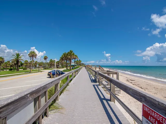 $4,000 | 3939 Ocean Drive, Unit 201A, Vero Beach, FL 32963