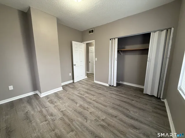 $1,700 | 5 Winter Street, Hartford, CT 06120