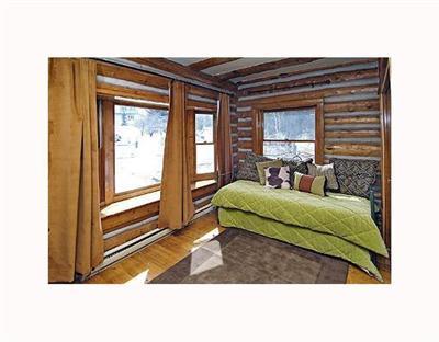 2883 Kinnikinnick Road, Unit 5 Vail, CO 81657 - Photo 8 of 11 Additional Photo