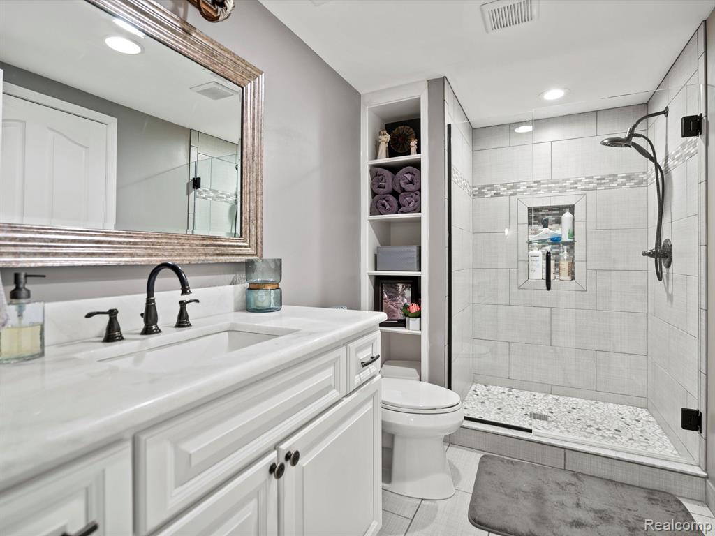 5970 Stonehaven Boulevard Rochester, MI 48306 - Photo 41 of 71