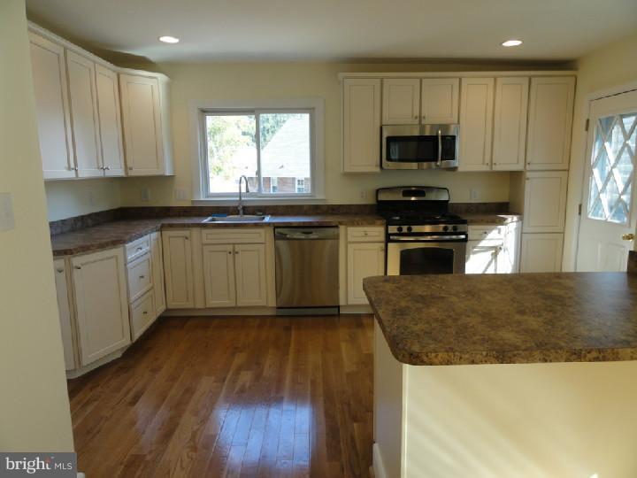 513 Wales Road Havertown, PA 19083 - Photo 7 of 12 Kitchen
