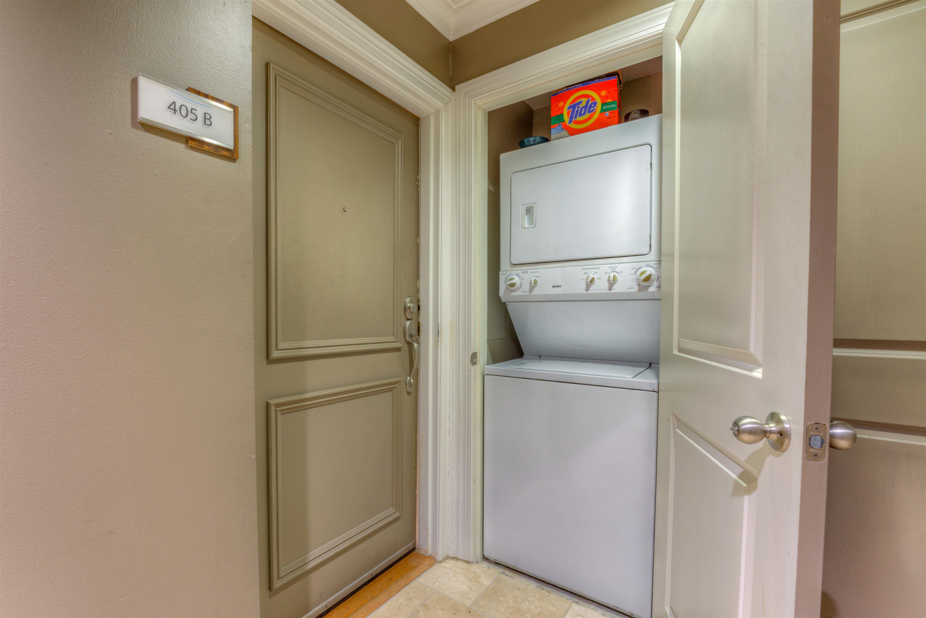 655 Riverside Drive, Unit 405B Memphis, TN 38103 - Photo 27 of 40