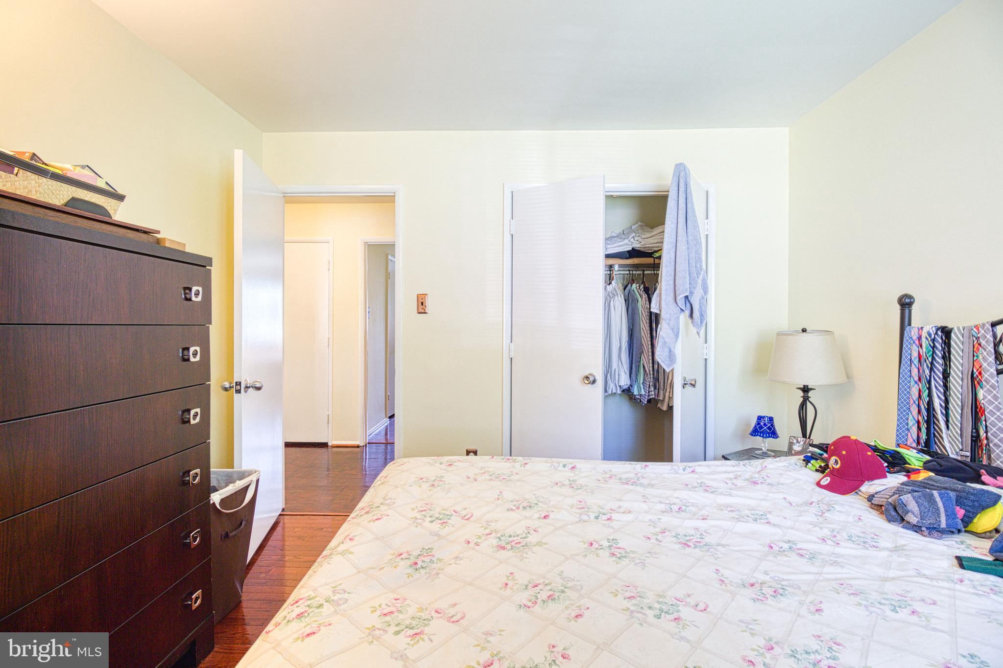 8811 Burbank Road Annandale, VA 22003 - Photo 17 of 28 Gallery Image 17
