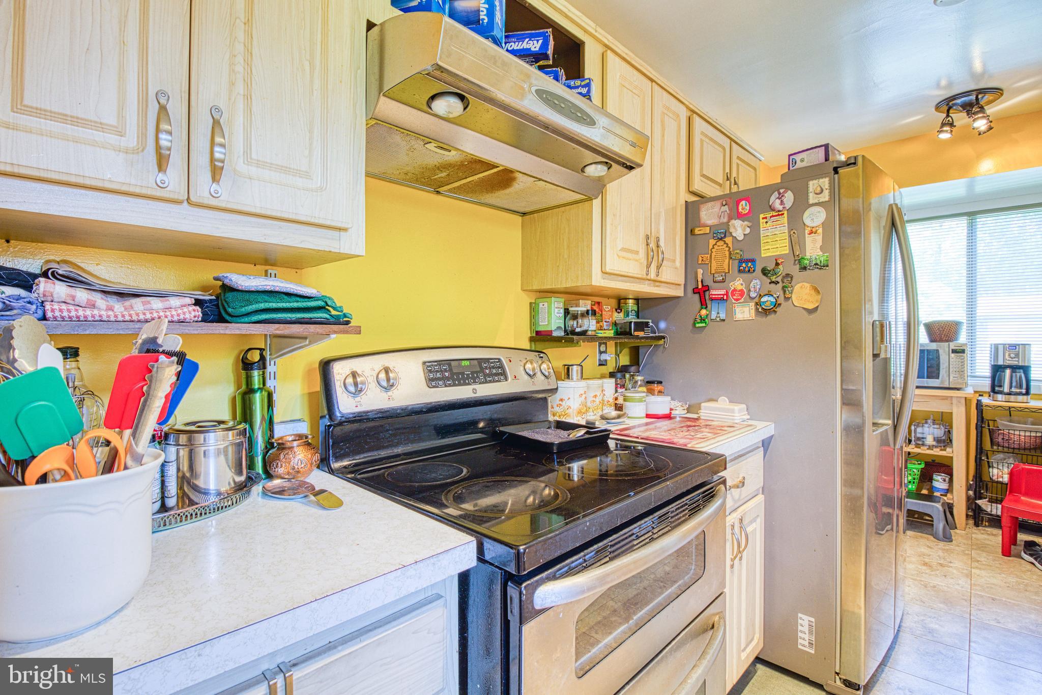 8811 Burbank Road Annandale, VA 22003 - Photo 9 of 28 Gallery Image 9