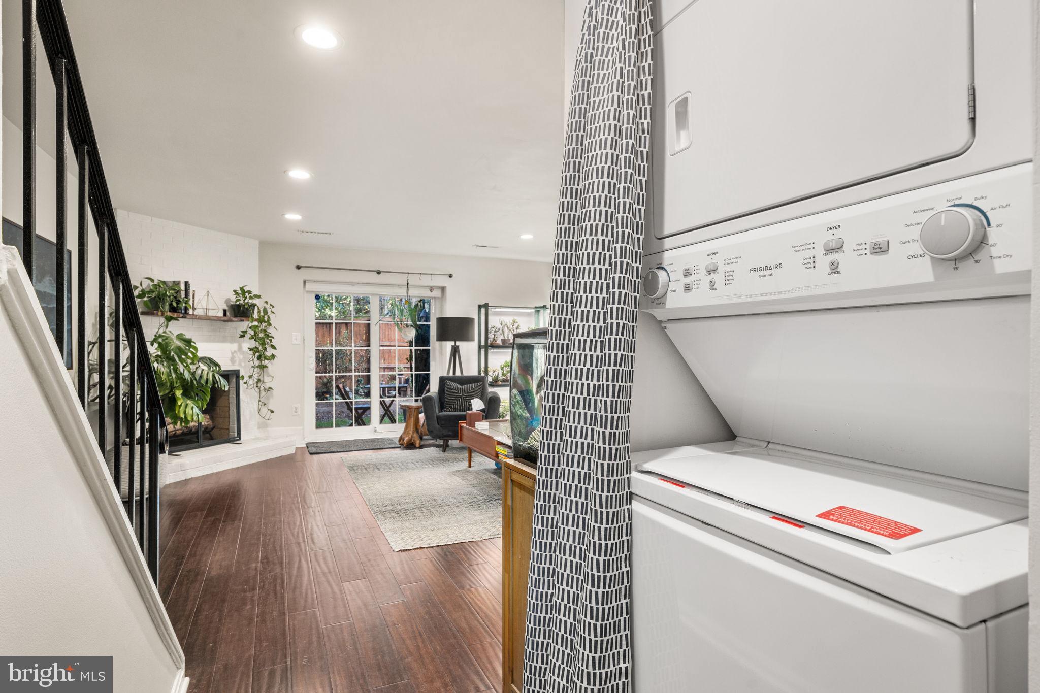 907 South Rolfe Street, Unit 1A Arlington, VA 22204 - Photo 10 of 36