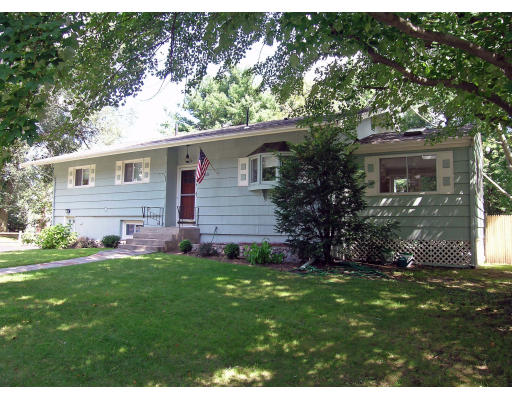 50 Valley Road Needham, MA 02492 - Photo 1 of 14 Gallery Image 1