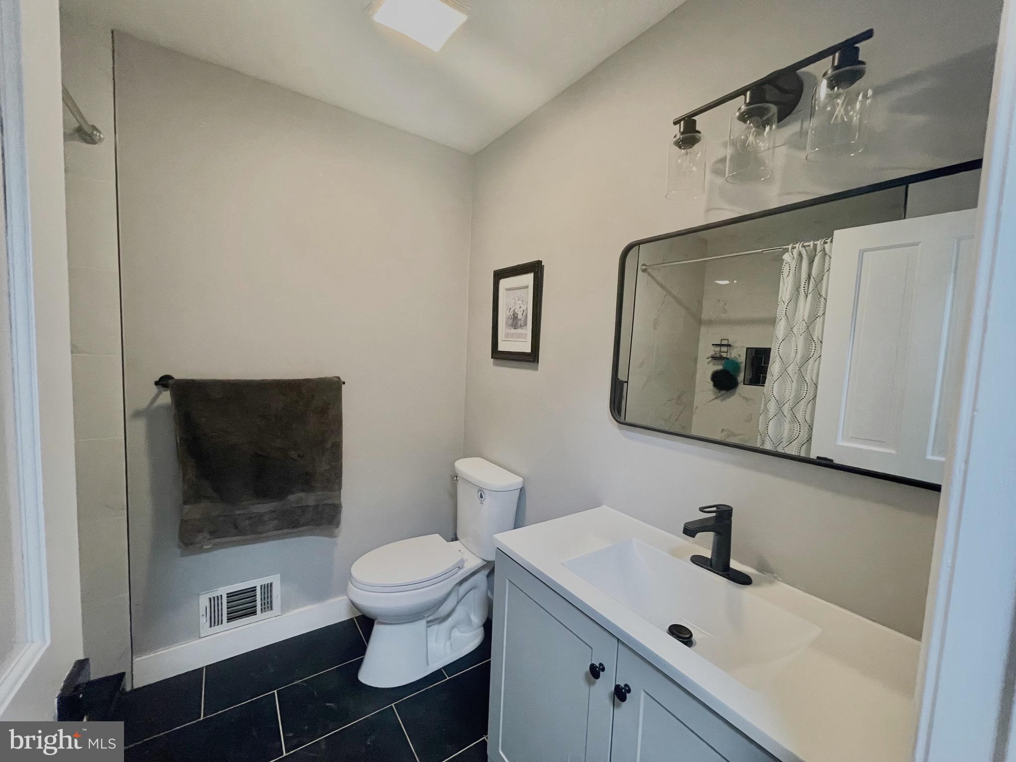 1604 Old New Windsor Road New Windsor, MD 21776 - Photo 23 of 33
