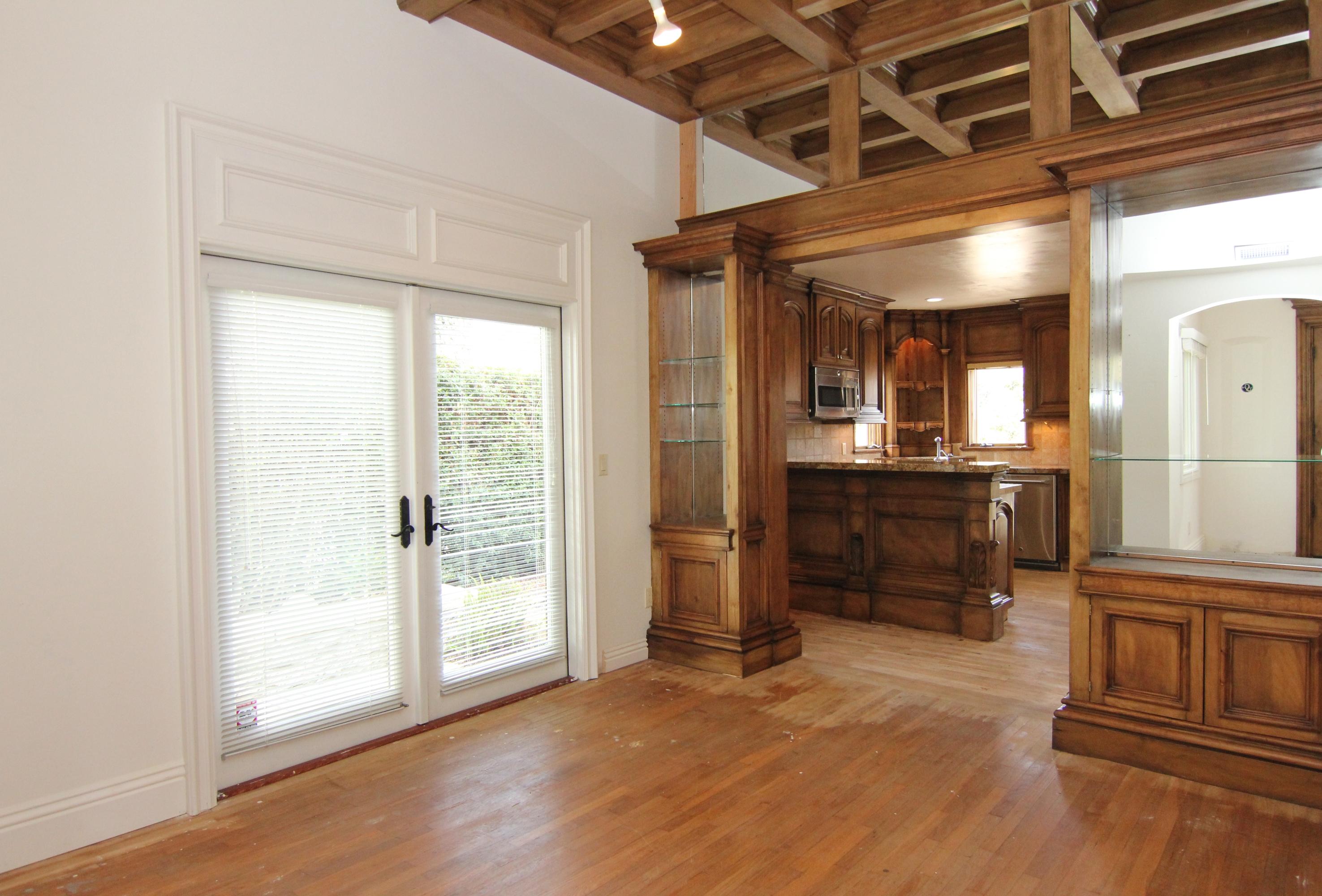 2840 Serena Road Santa Barbara, CA 93105 - Photo 4 of 21 Dining Room With Custom Ceiling