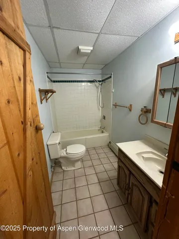 a view of a storage & utility room