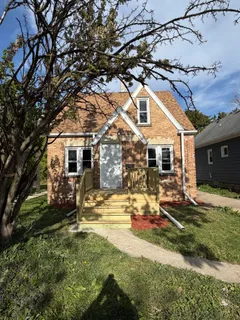 $220,000 | 4706 North 57th Street, Milwaukee, WI 53218