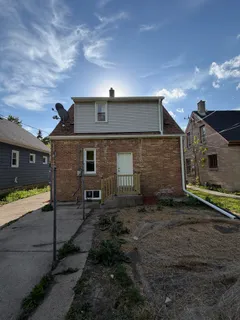 $220,000 | 4706 North 57th Street, Milwaukee, WI 53218