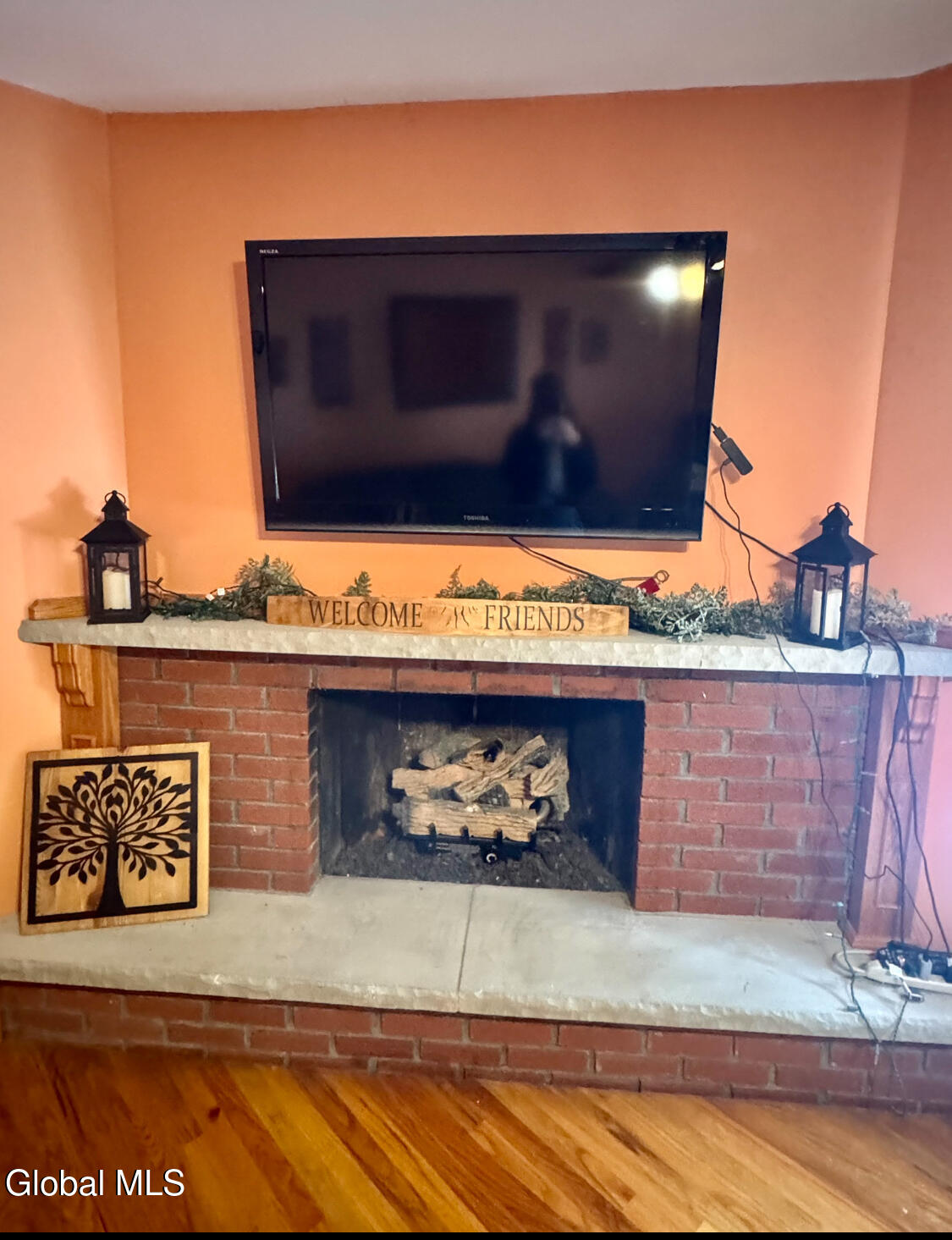 22 Whippoorwill Road Queensbury, NY 12804 - Photo 11 of 34 IMG_5498