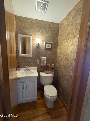 $446,999 | 22 Whippoorwill Road, Queensbury, NY 12804