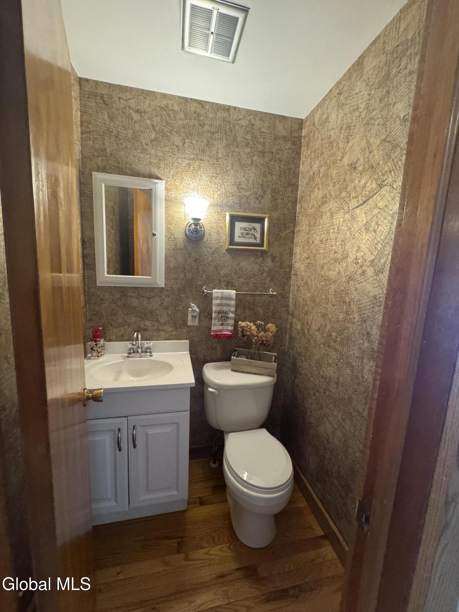 22 Whippoorwill Road Queensbury, NY 12804 - Photo 15 of 34 IMG_5353