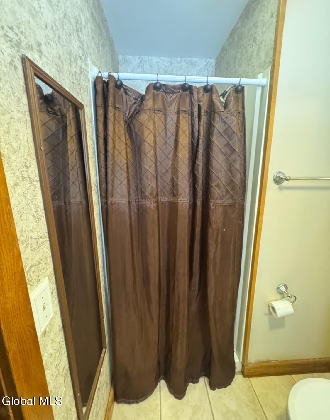 22 Whippoorwill Road Queensbury, NY 12804 - Photo 20 of 34 IMG_5512