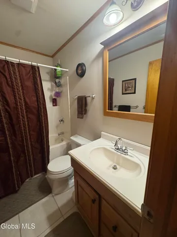 $446,999 | 22 Whippoorwill Road, Queensbury, NY 12804