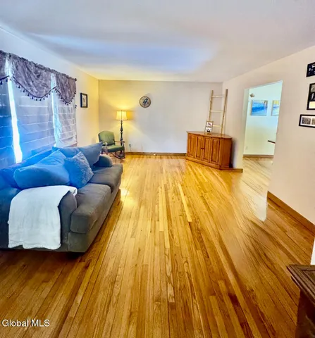 $446,999 | 22 Whippoorwill Road, Queensbury, NY 12804