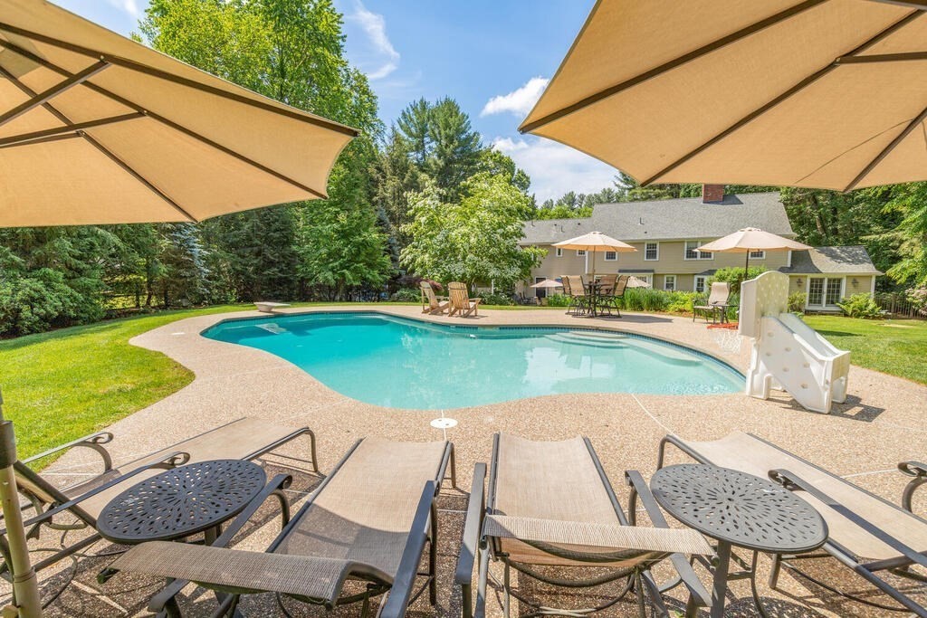 42 Decatur Lane Wayland, MA 01778 - Photo 34 of 40 Gallery Image 34