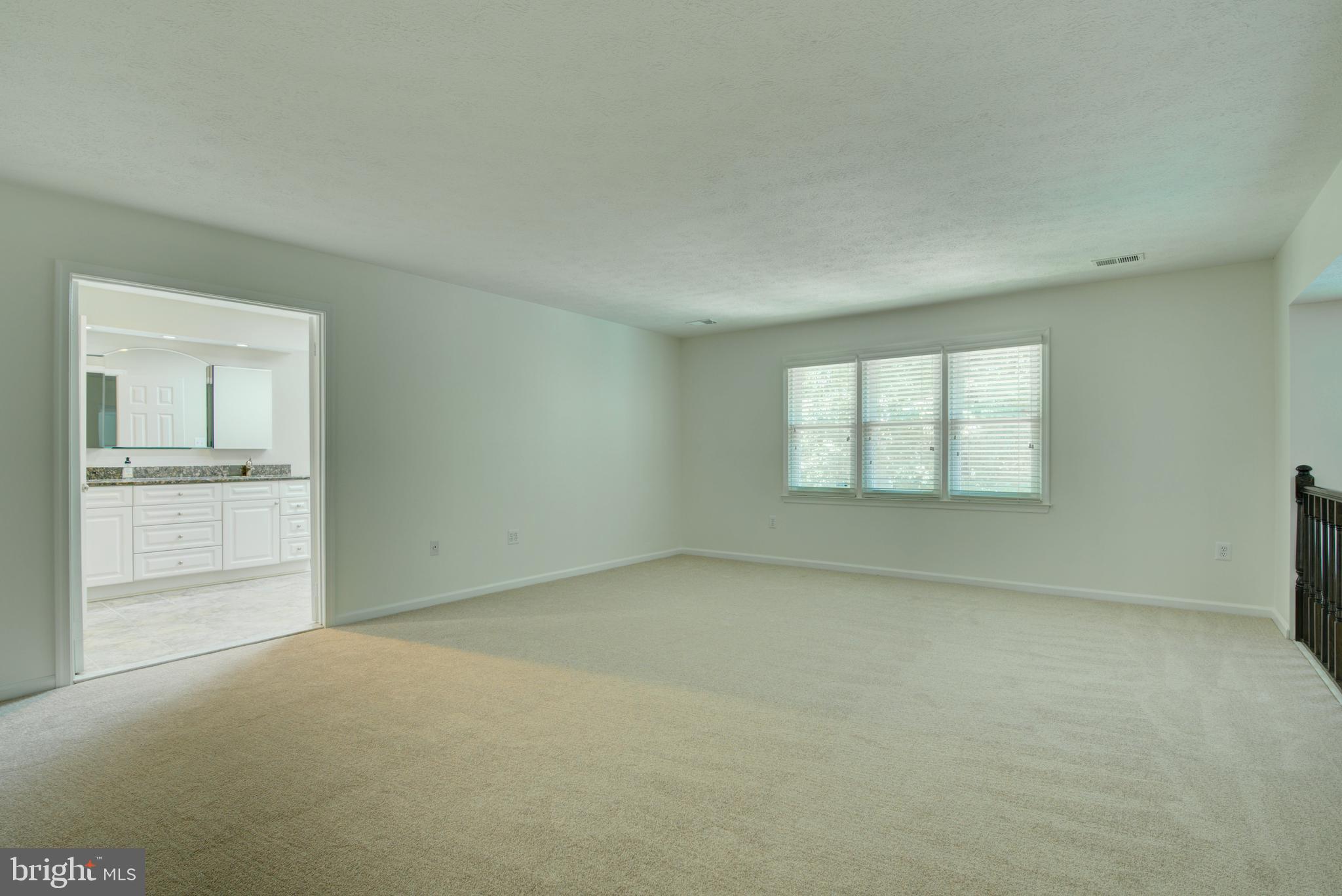 44 Carrollton Road Sterling, VA 20165 - Photo 30 of 75 Primary bedroom