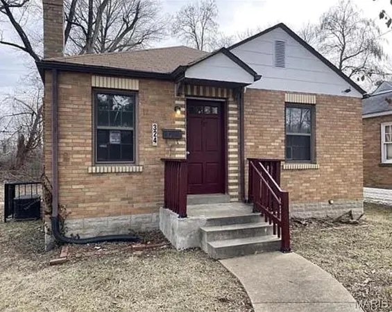 $84,800 | 324 Henquin Drive, St. Louis, MO 63135
