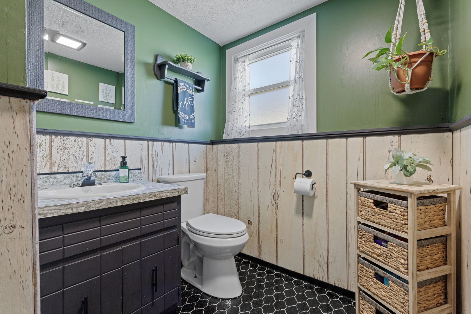 N151 Stanley Street Winfield, IL 60190 - Photo 18 of 27 a bathroom with a sink and a mirror