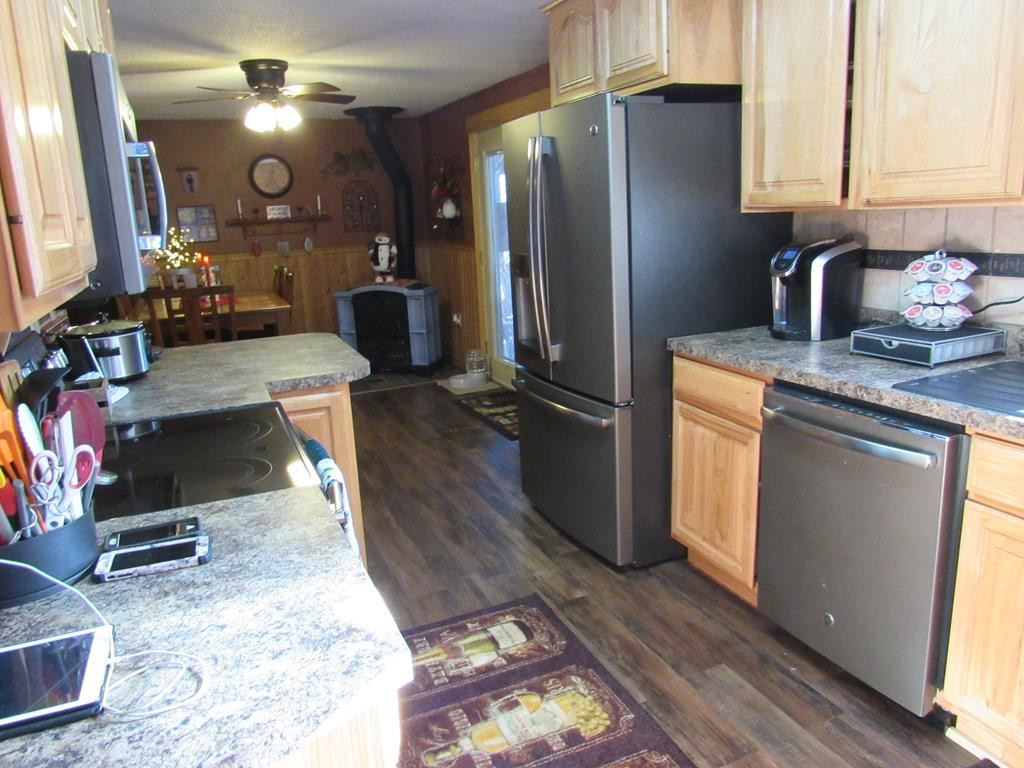 95 Archie Bordeau Road Plattsburgh, NY 12901 - Photo 4 of 25 Gallery Image 4