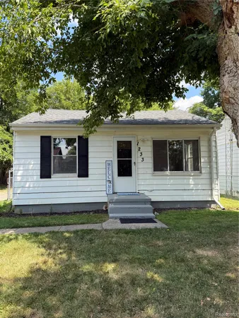 $85,000 | 1233 Allen Street, Burton, MI 48529