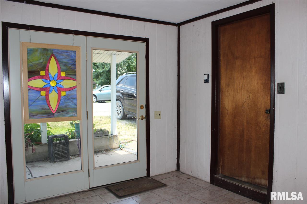 702 6th Street Colona, IL 61241 - Photo 9 of 11 Gallery Image 9