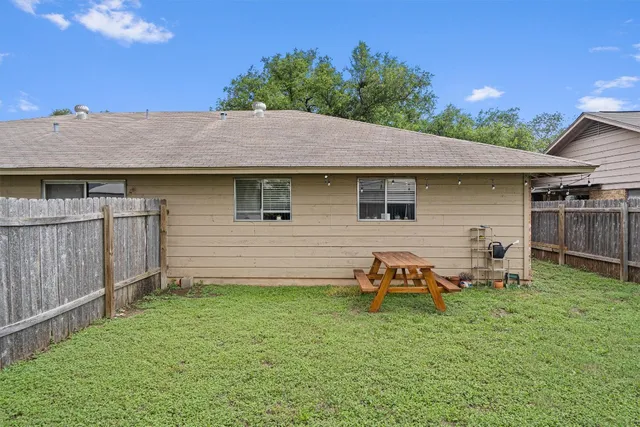 $598,000 | 2714 Thrushwood Drive, Austin, TX 78757