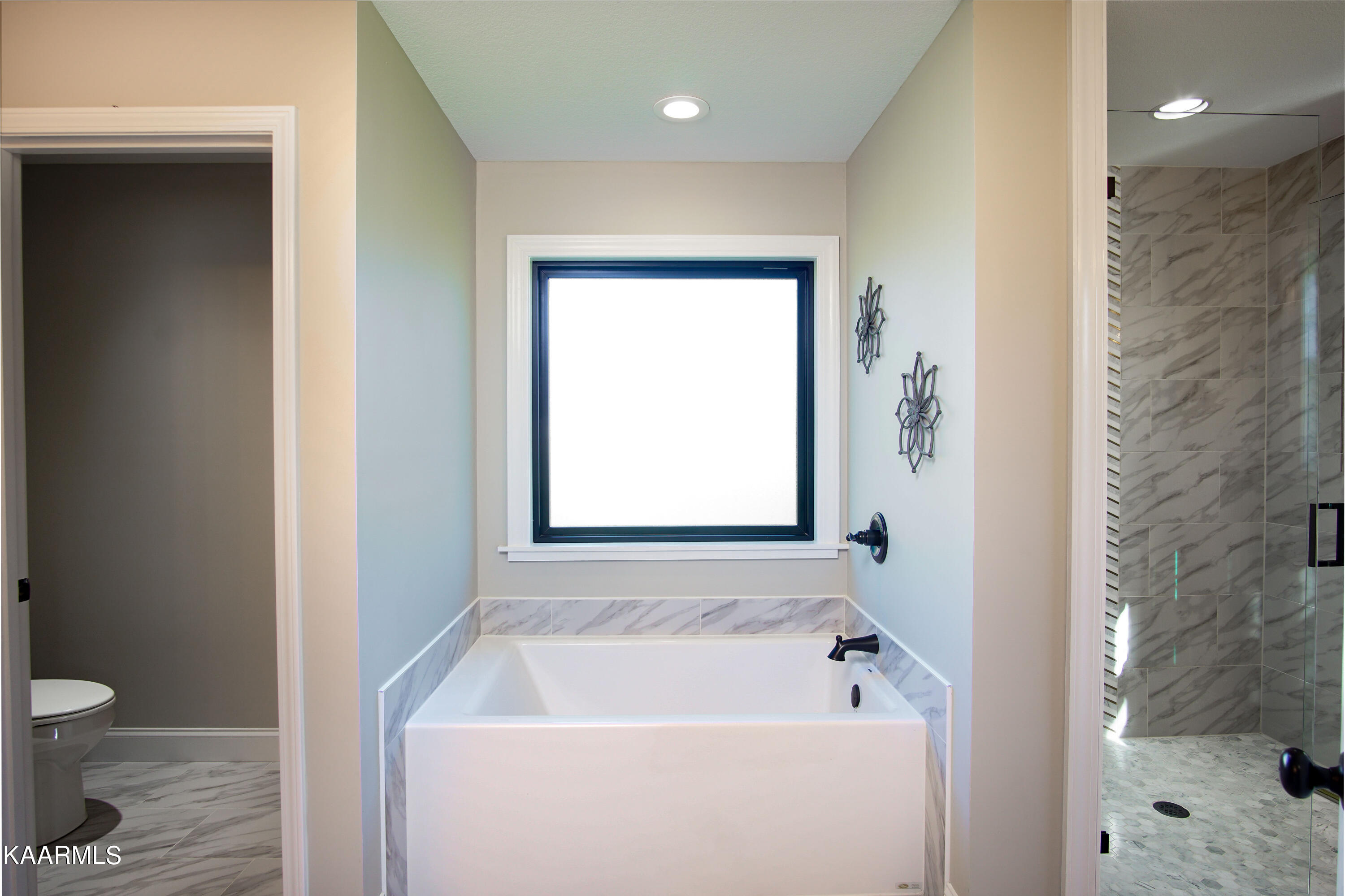 4614 Big Springs Road Friendsville, TN 37737 - Photo 20 of 31 27. Primary Bathroom 3