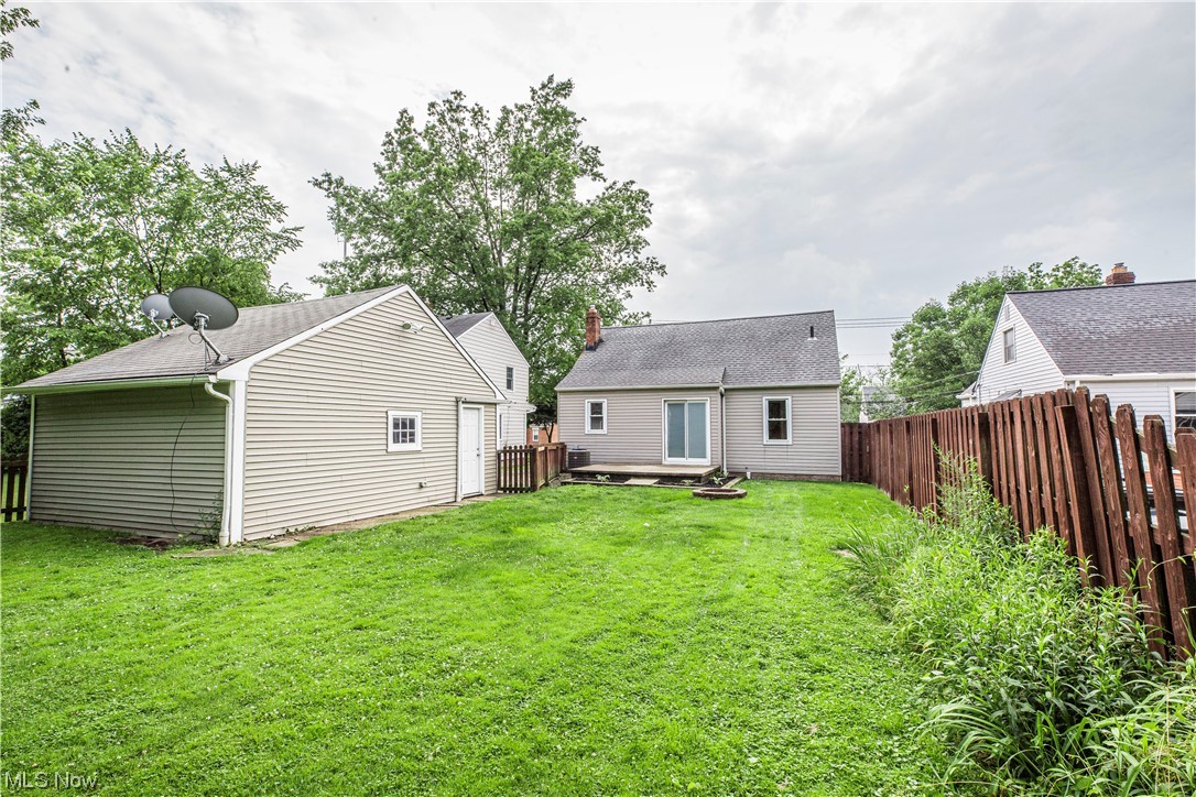 1411 Irene Road Lyndhurst, OH 44124 - Photo 33 of 35