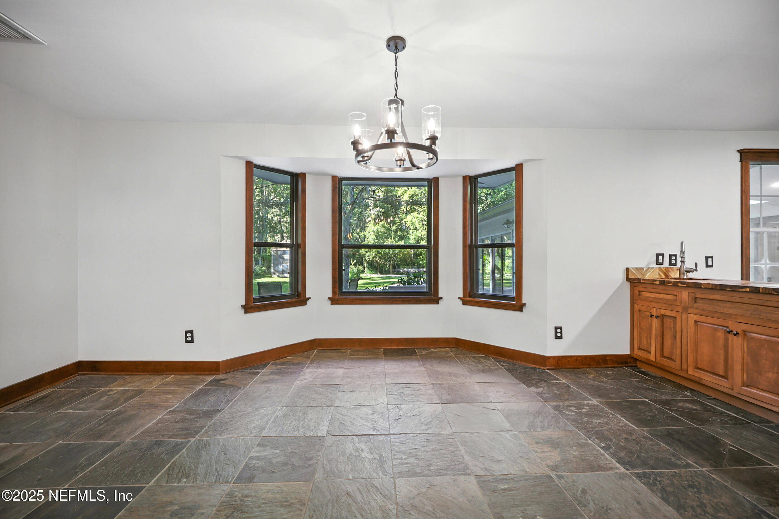 12534 Flynn Road Jacksonville, FL 32223 - Photo 16 of 90 14_the real estateographers_014