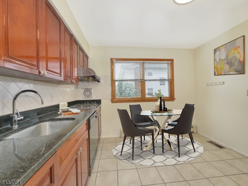 71 Rector Street, Unit 1 Millburn, NJ 07041 - Photo 11 of 22