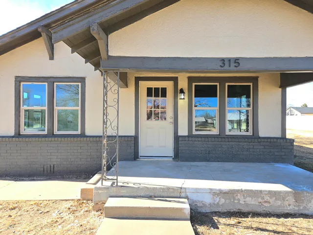 $69,000 | 315 North Floyd Avenue, Tulia, TX 79088