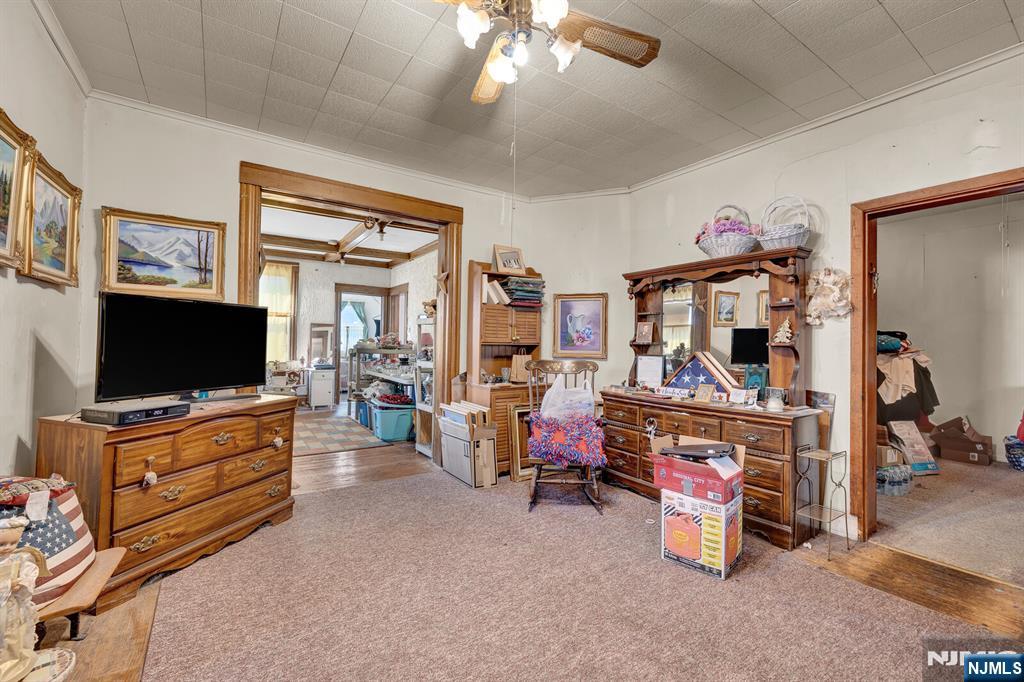 65 Marsellus Place Garfield, NJ 07026 - Photo 9 of 38