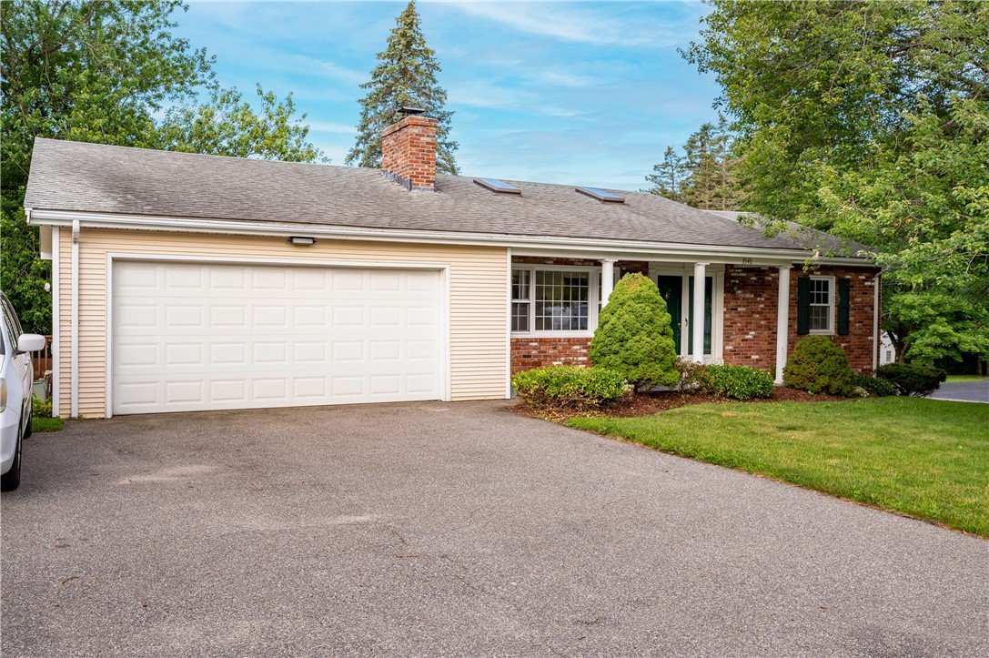 3546 Mendon Road Cumberland, RI 02864 - Photo 3 of 33