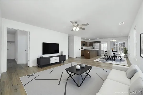 $265,900 | 105 Daniels Court, St. Robert, MO 65584