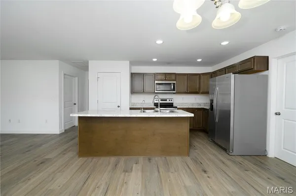 $265,900 | 105 Daniels Court, St. Robert, MO 65584